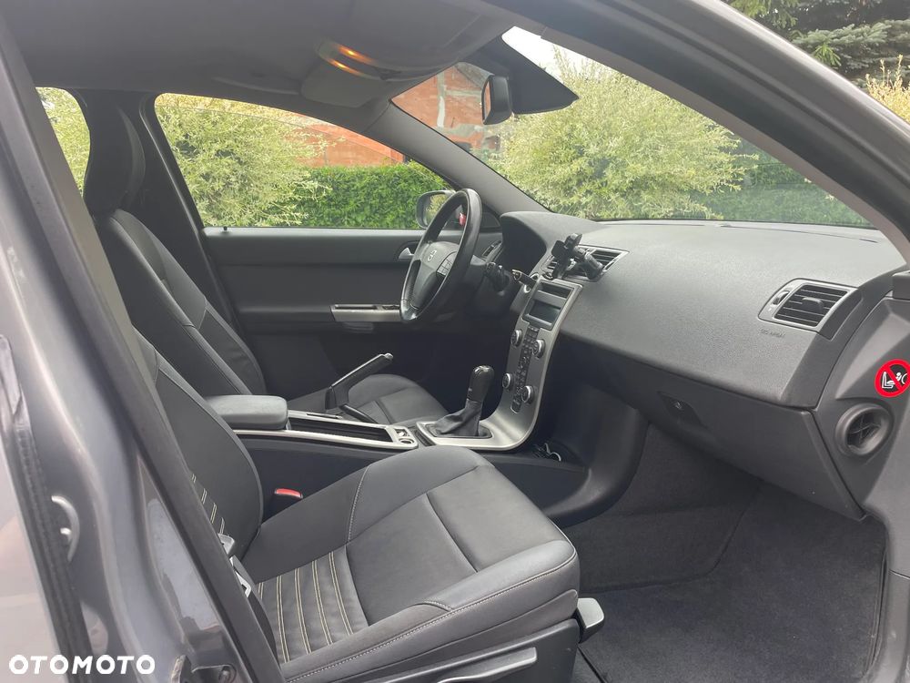 Volvo V50 2.0D - 9