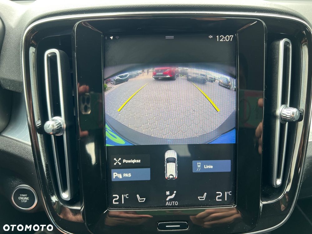 Volvo XC 40 D3 AWD R-Desgin - 39