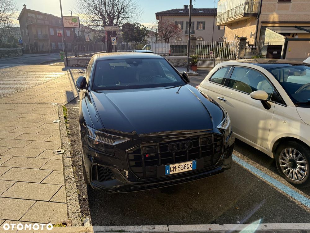 Audi Sq8