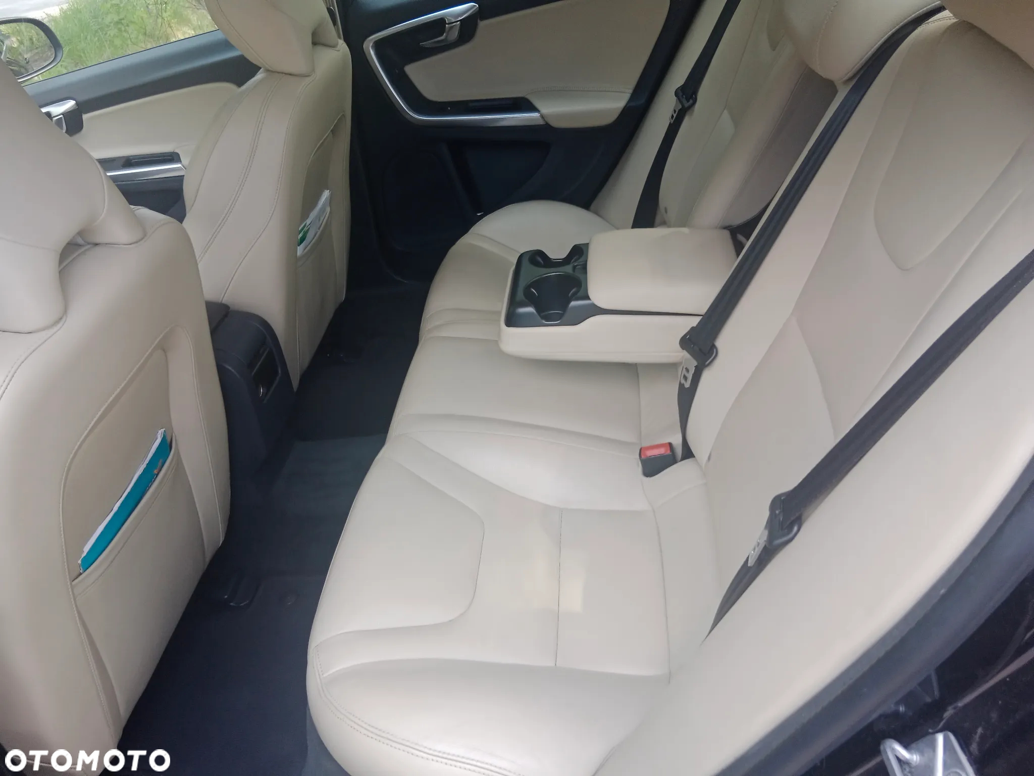 Volvo S60 T5 Drive-E Dynamic Edition (Kinetic) - 12