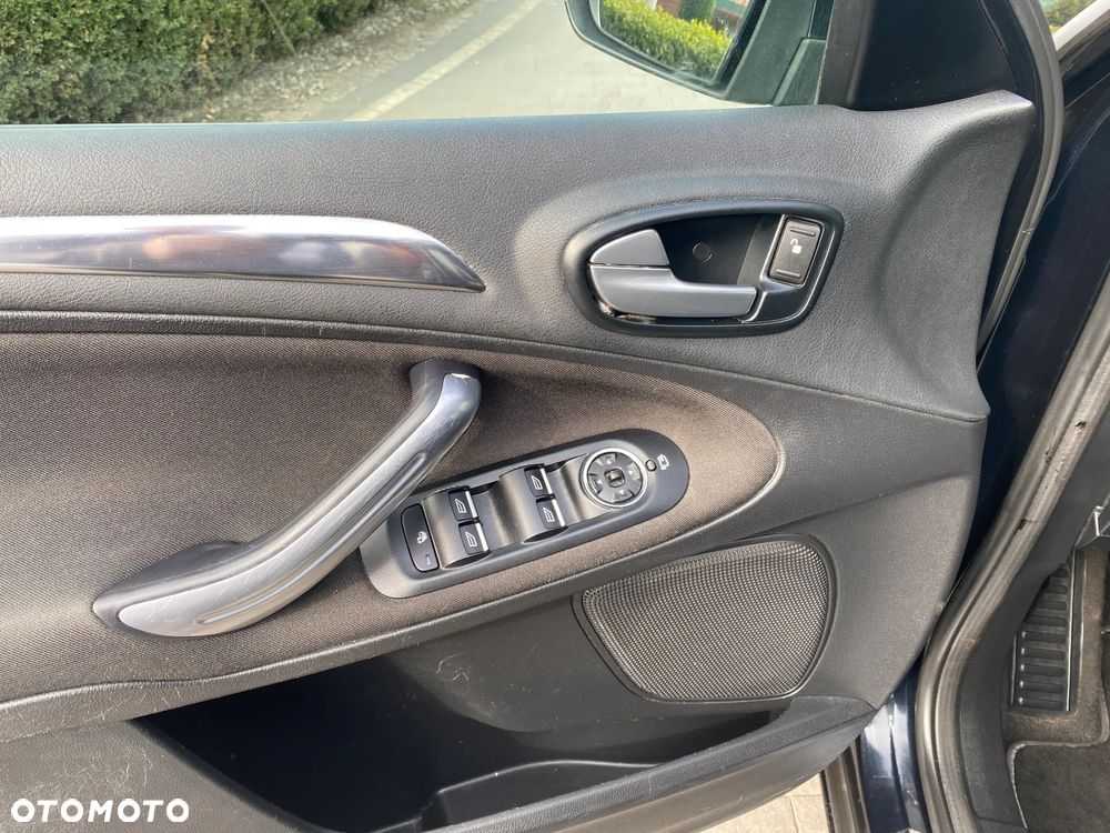 Ford S-Max 2.0 Titanium - 19
