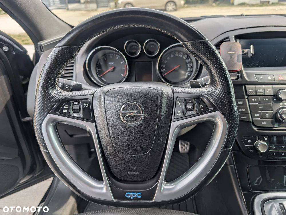 Opel Insignia 2.8 T V6 OPC - 10