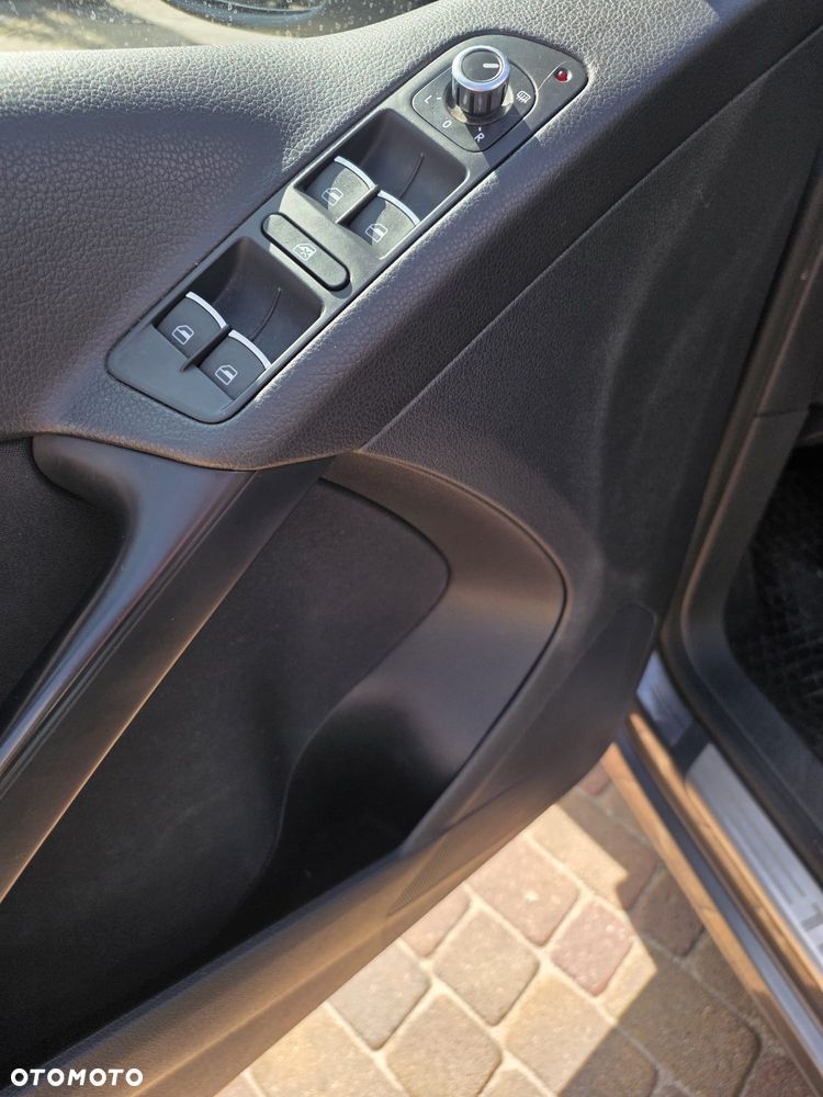 Volkswagen Tiguan 2.0 TDI DPF BlueMotion Technology Team - 15