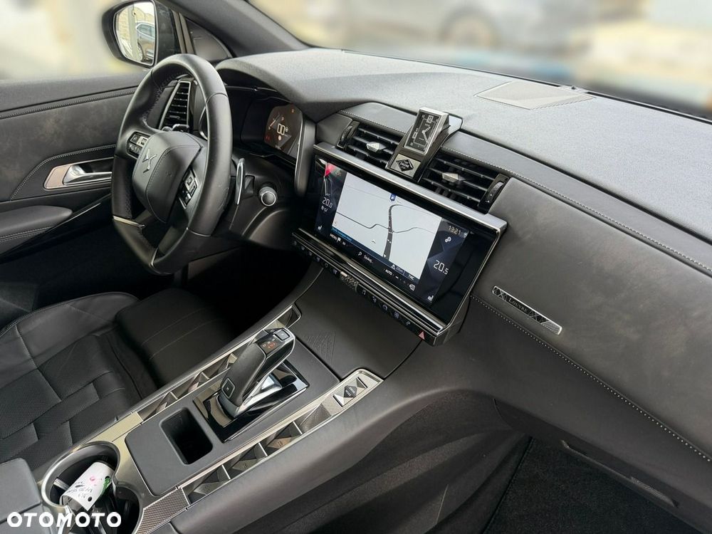 DS Automobiles DS 7 Crossback - 24