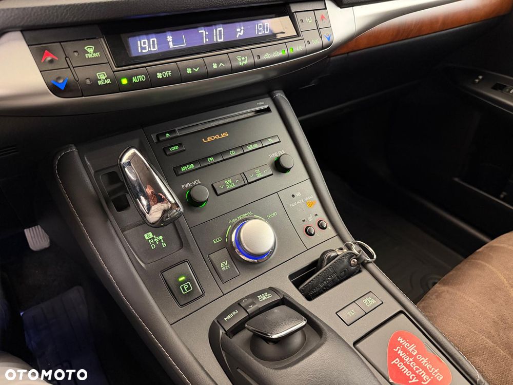 Lexus CT 200h Elegance - 19