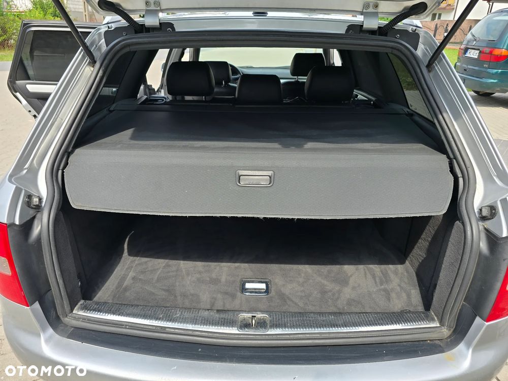 Audi A6 Avant 2.7 T quattro - 18