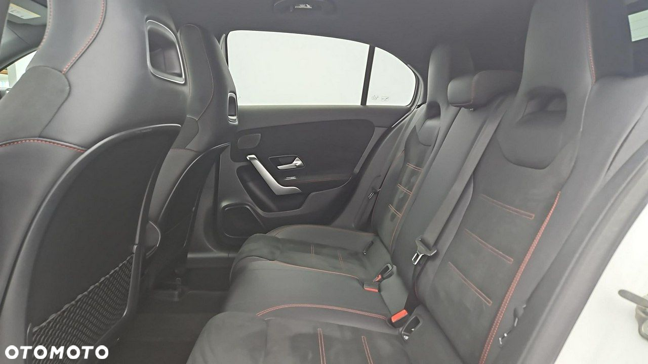 Mercedes-Benz Klasa A 200 AMG Line 7G-DCT - 23