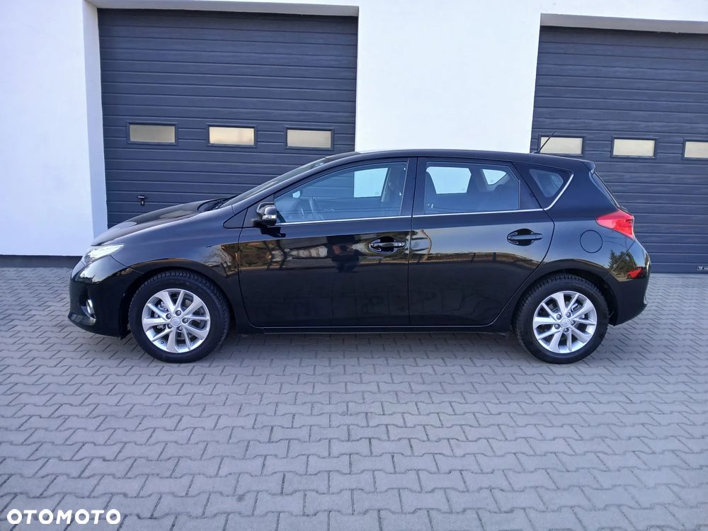 Toyota Auris 1.6 Valvematic Edition - 26