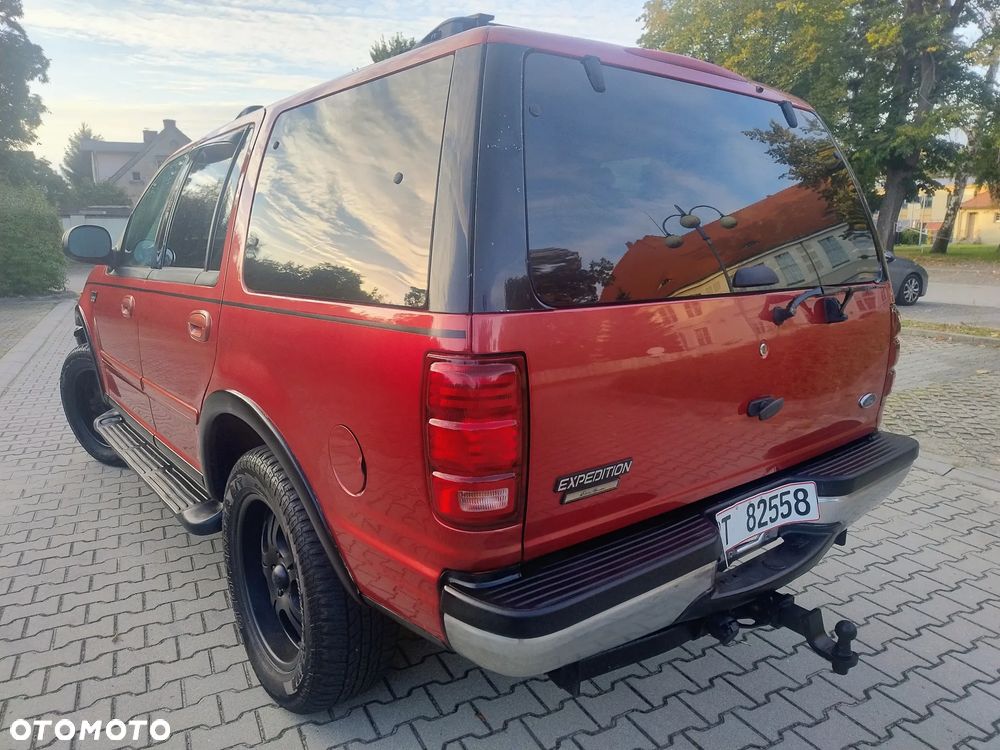 Ford Expedition 5.4 XLT 4WD - 5