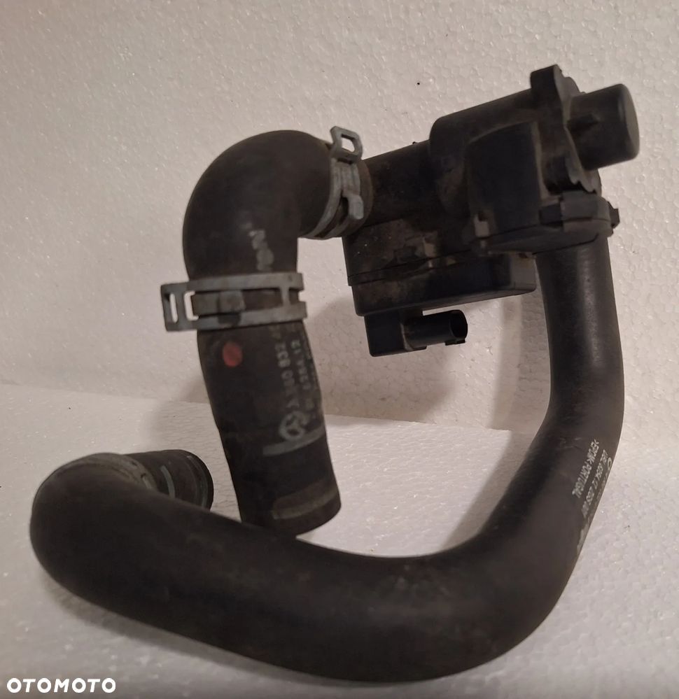 Mercedes-Benz Actros Zawór obejściowy nagrzewnicy wąż A9608300084 - 2