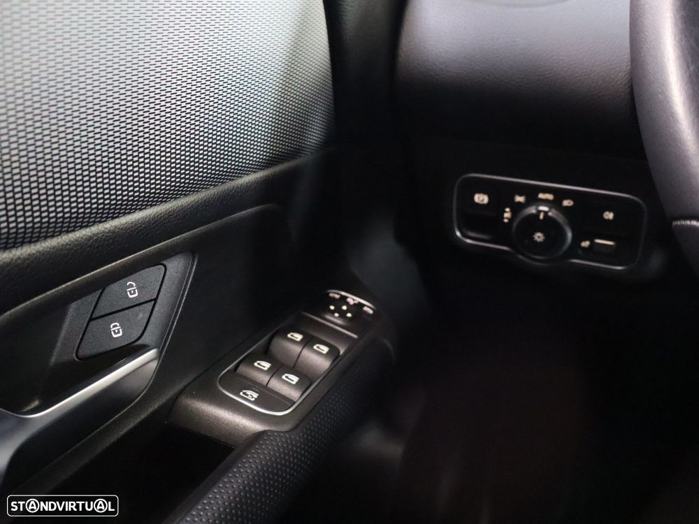 Mercedes-Benz GLB 180 d Style - 13