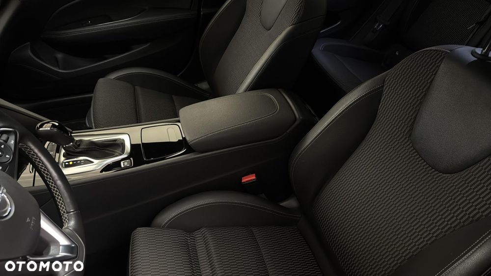 Opel Insignia 2.0 CDTI Business Elegance S&S - 12