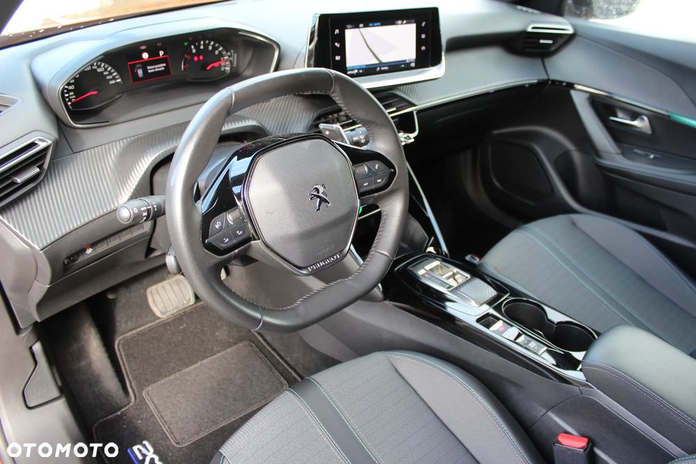 Peugeot 2008 1.5 BlueHDi Allure S&S EAT8 - 12