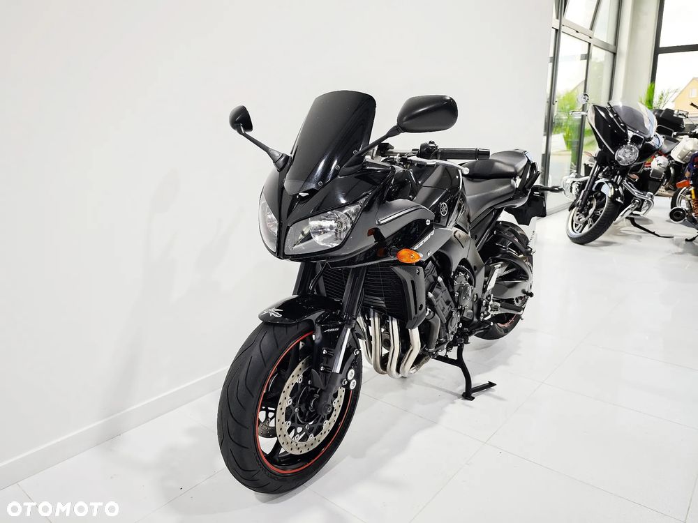 Yamaha FZ - 10