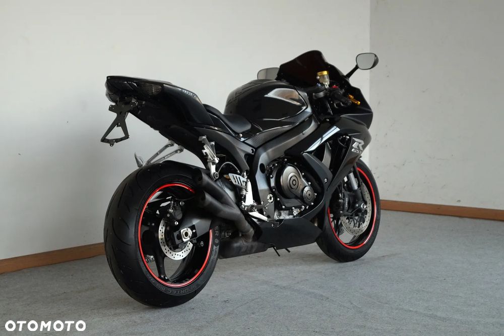 Suzuki GSX-R - 7