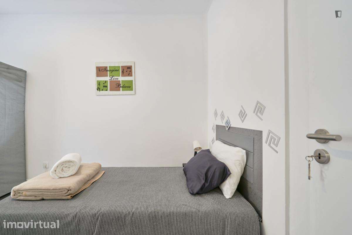 Quarto - localizado em Arroios Lisbon - Grande imagem: 2/34