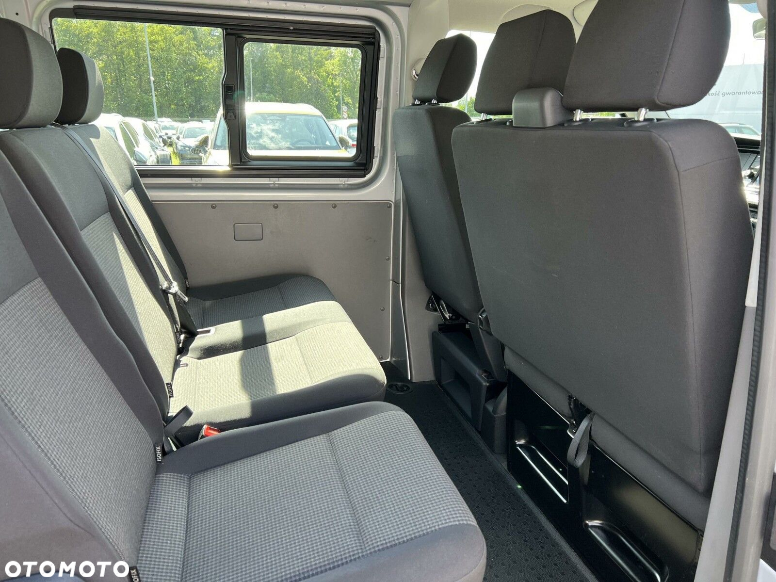 Volkswagen Transporter - 13