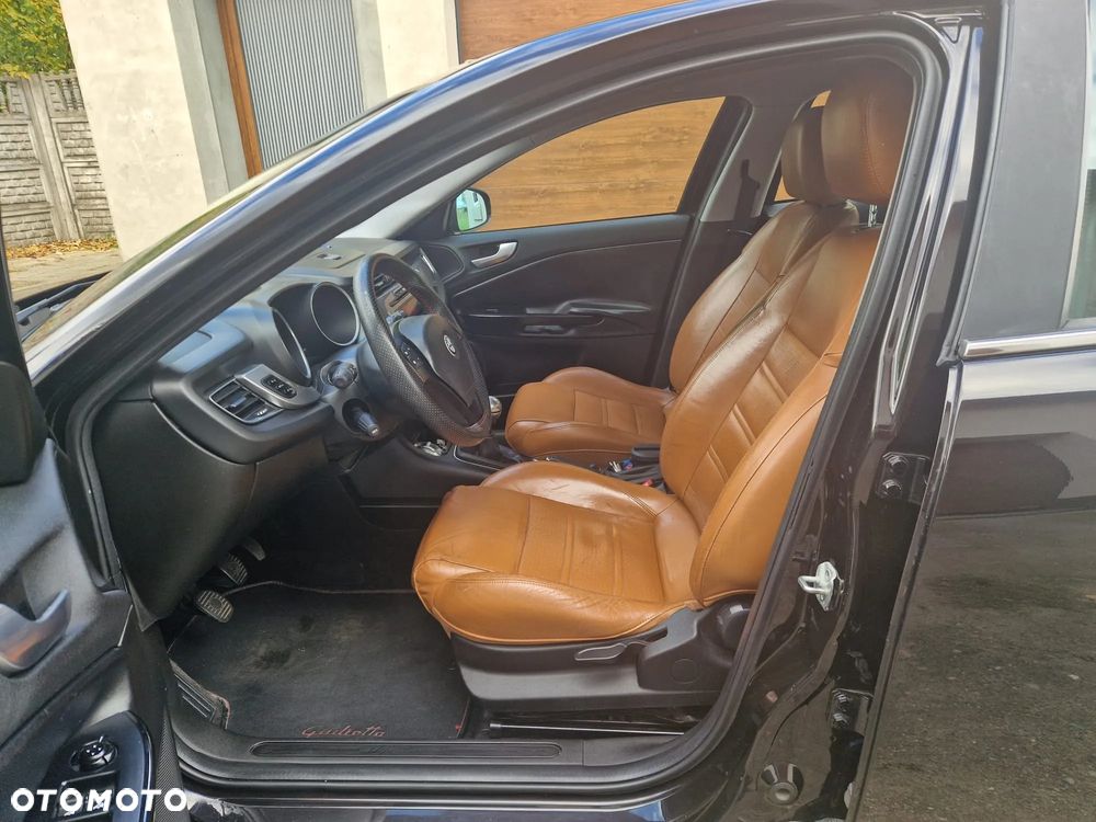 Alfa Romeo Giulietta 2.0 JTDM 16V - 8