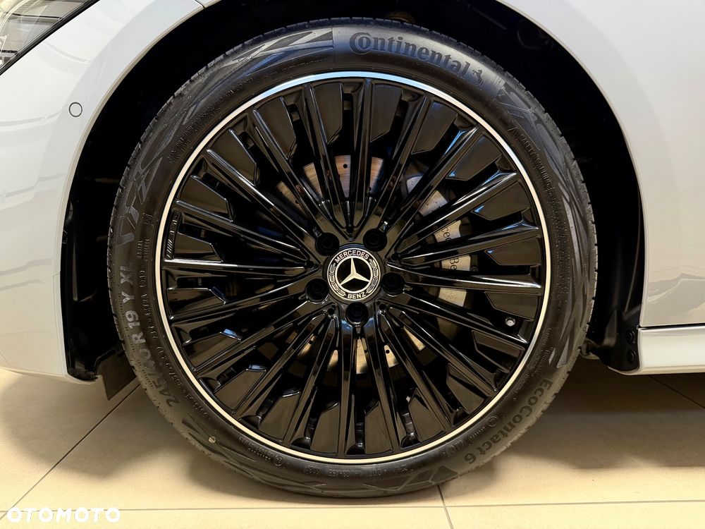 Mercedes-Benz CLE - 38