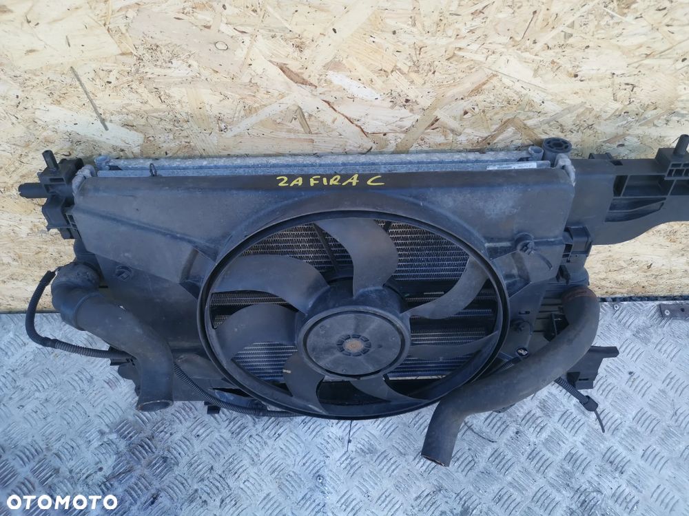 Chłodnice Komplet Wentylator Opel Zafira C 1.8 Benzyna