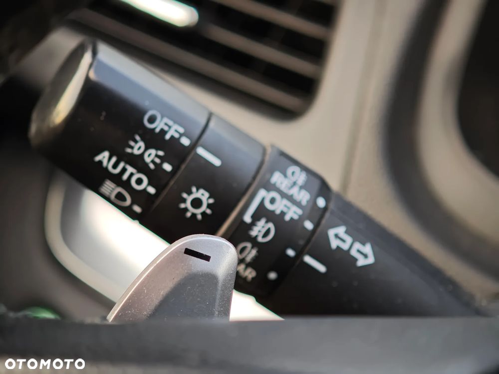 Honda CR-V 2.0i-VTEC 4WD Automatik Lifestyle - 20