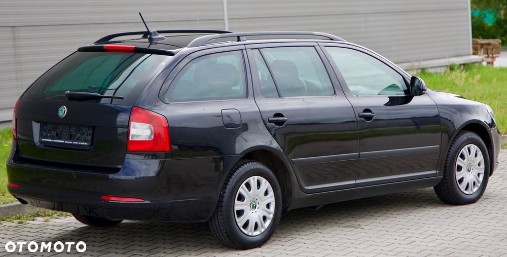 Skoda Octavia 2.0 TDI Ambiente - 34