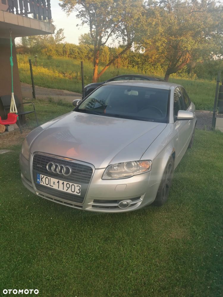Audi A4 Limousine - 13