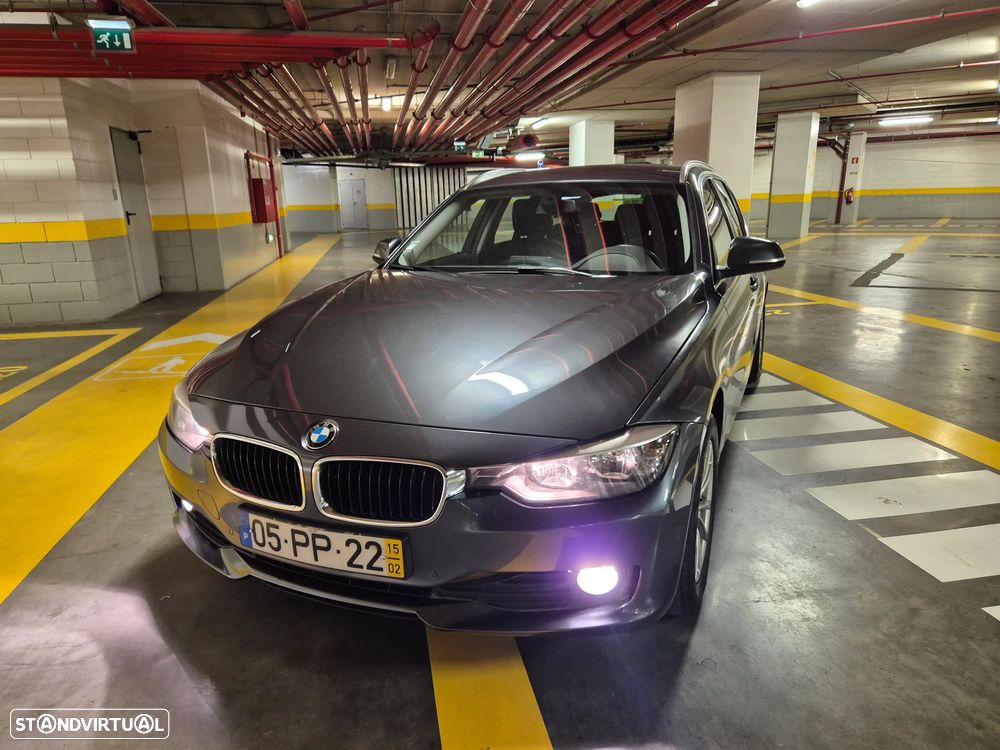 BMW 320 d Touring Line Modern - 4