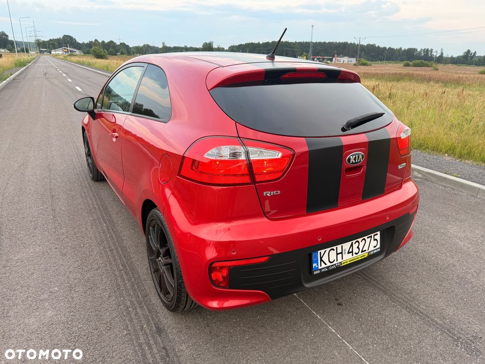 Kia Rio 1.2 L - 11