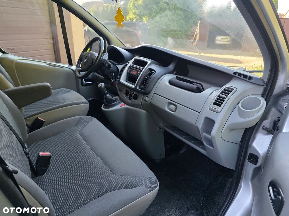 Opel Vivaro L2H1 2.9t - 8