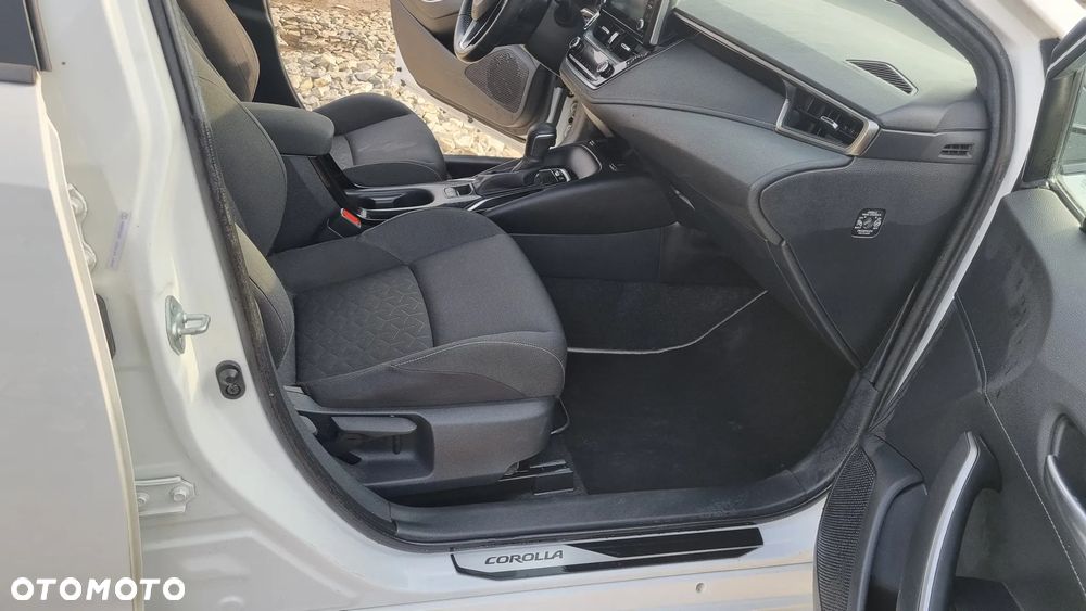 Toyota Corolla 1.8 Comfort - 32