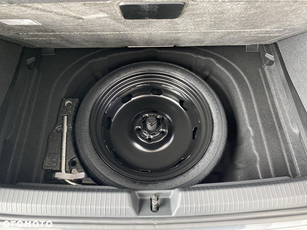 Volkswagen Golf - 38