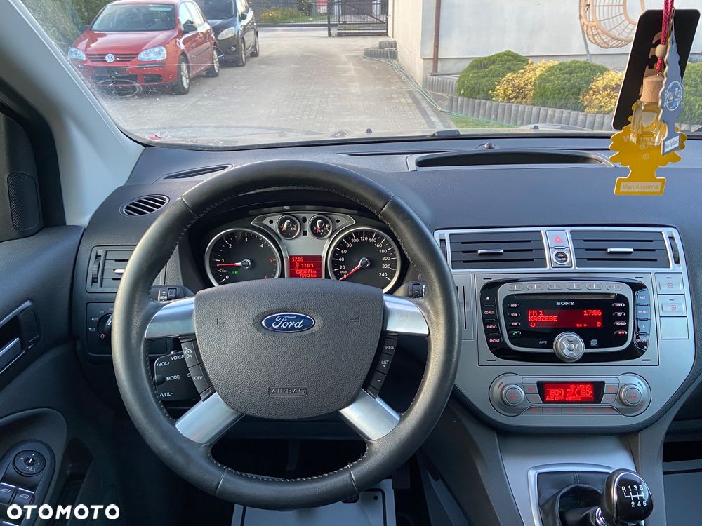 Ford Kuga 2.0 TDCi Titanium S - 15