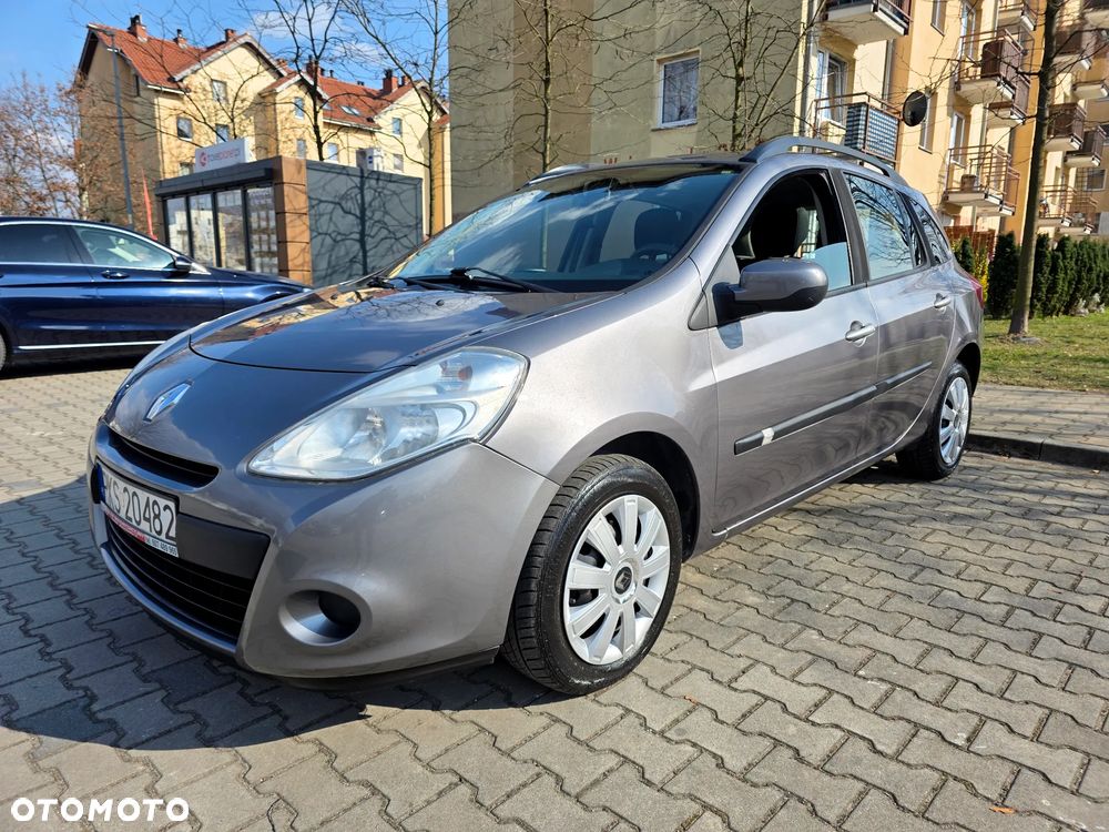 Renault Clio - 17