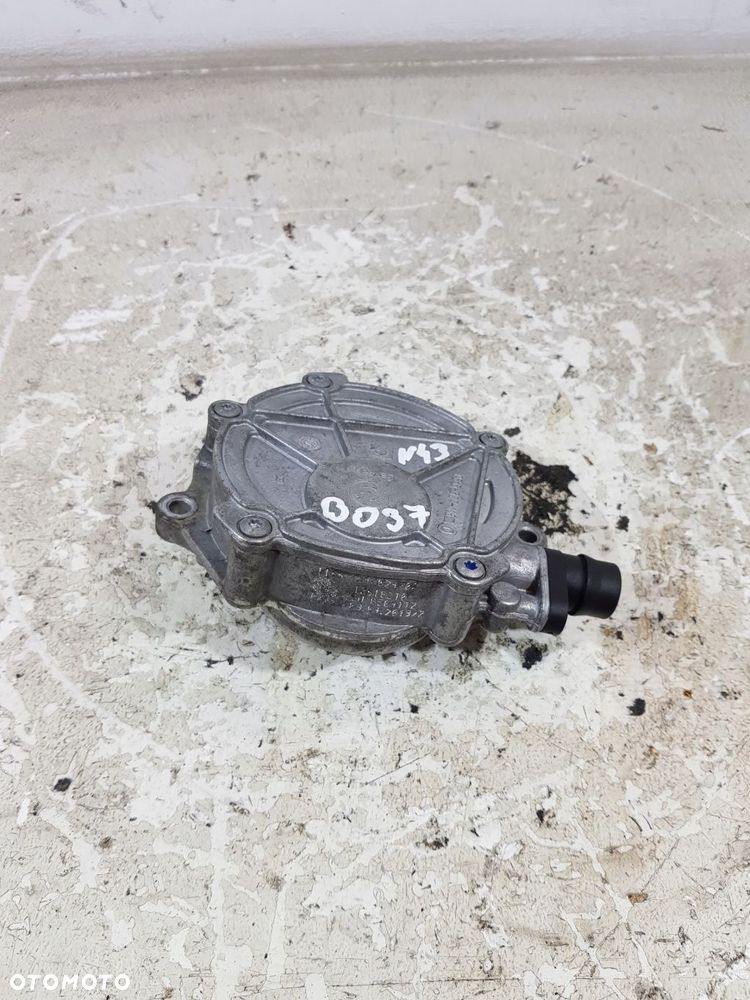 pompa vacum 7547024 bmw e90 e91 lci eur 2.0b n43b20ay - 2