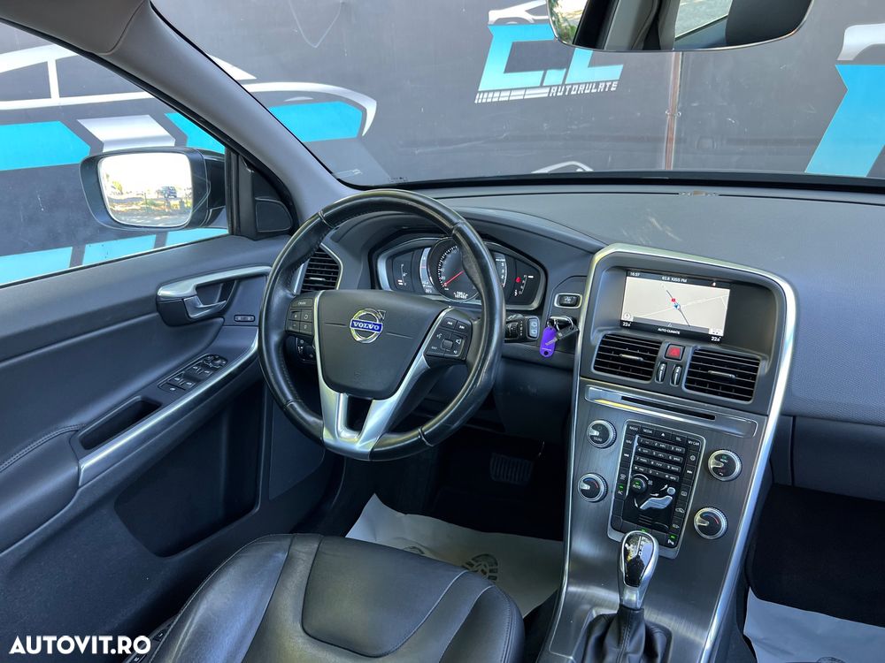 Volvo XC 60 D4 Geartronic Momentum - 9