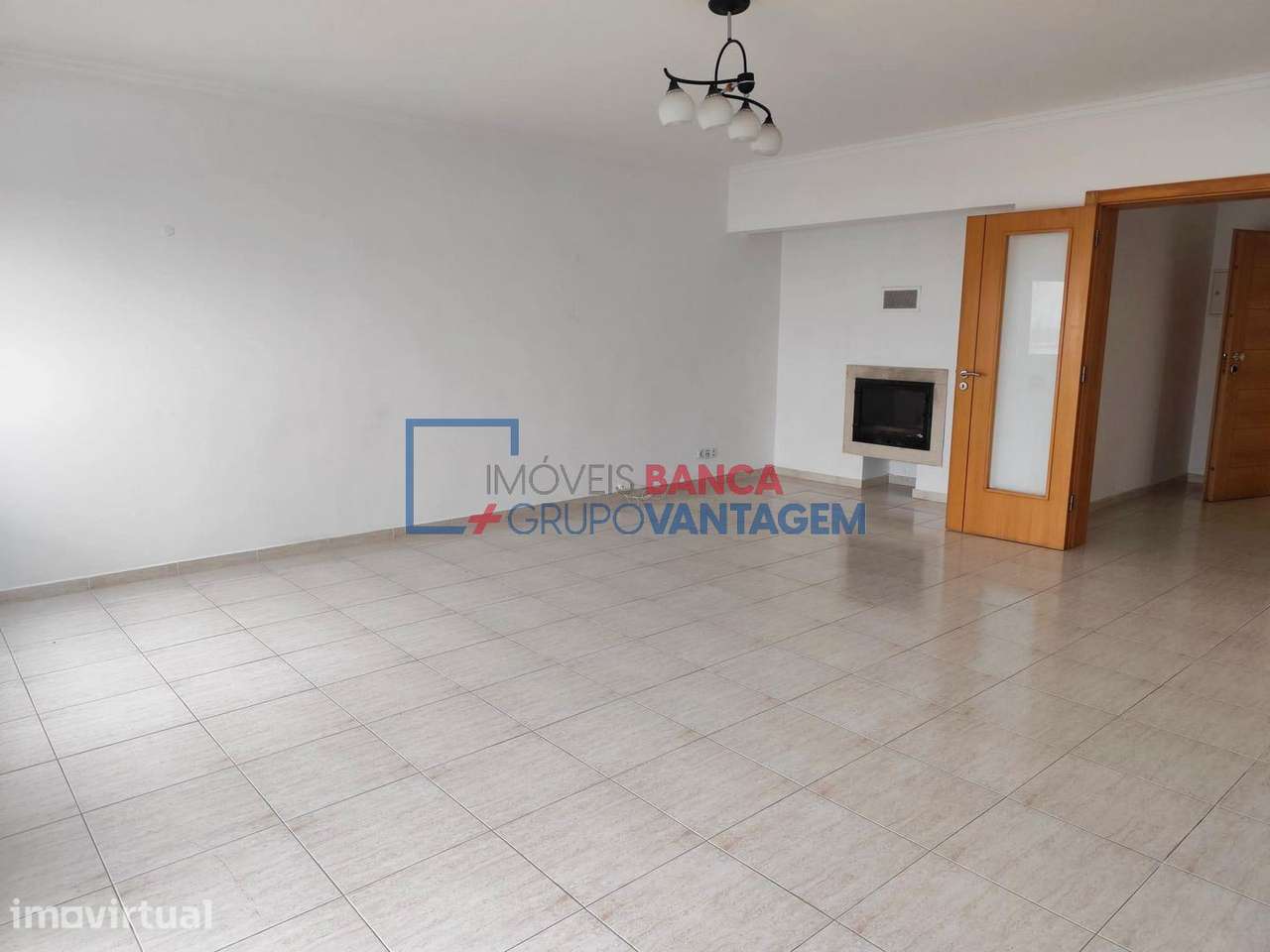Apartamento T2 a 2 minutos da Estação de Comboios da Azambuja - Grande imagem: 4/26