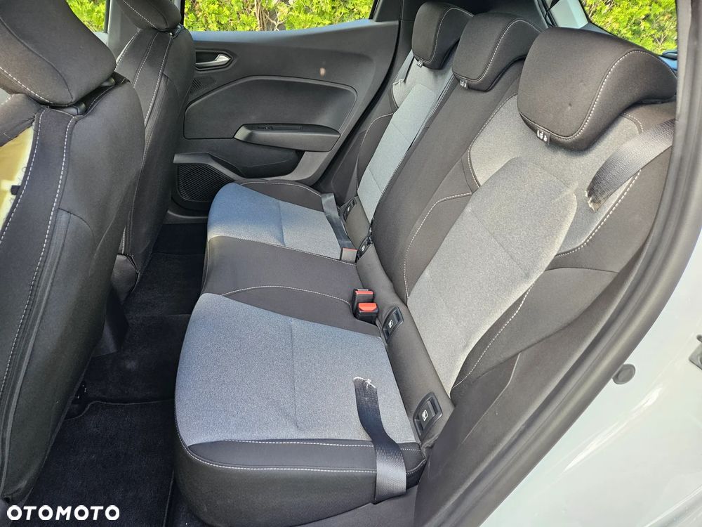 Renault Clio TCe 90 TECHNO - 10
