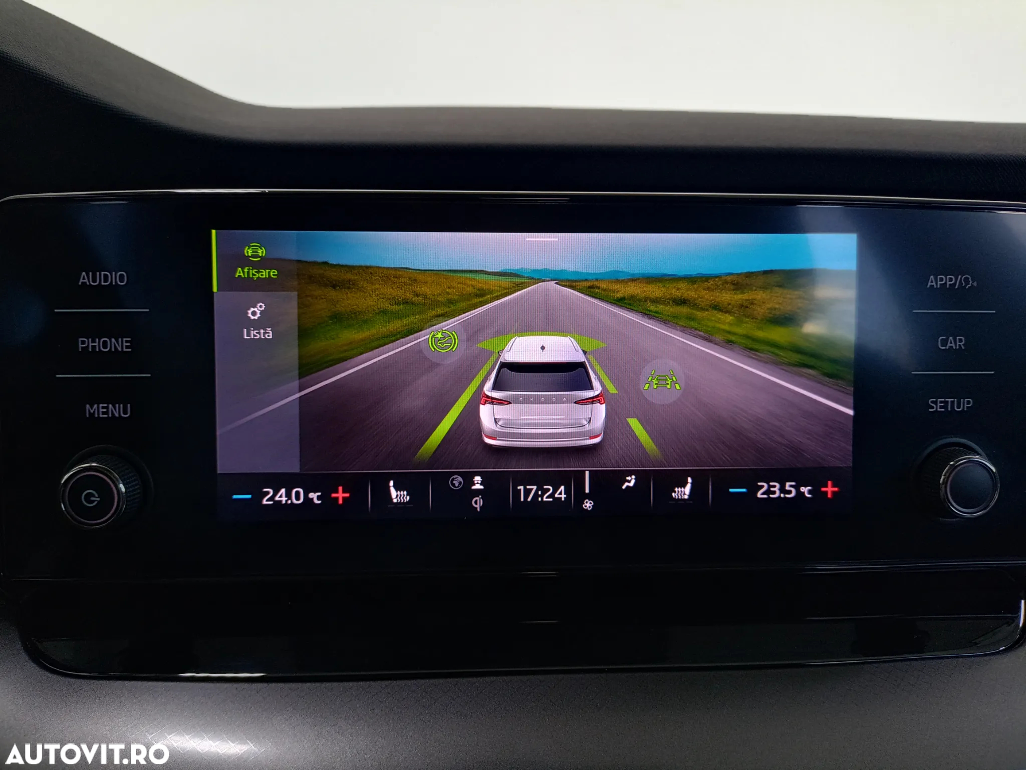 Skoda Octavia Combi 2.0 TDI DSG Ambition - 17