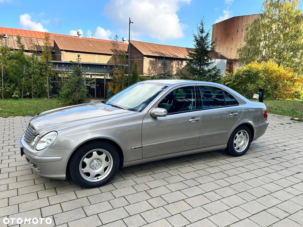 Mercedes-Benz Klasa E 200 CDI Classic - 10