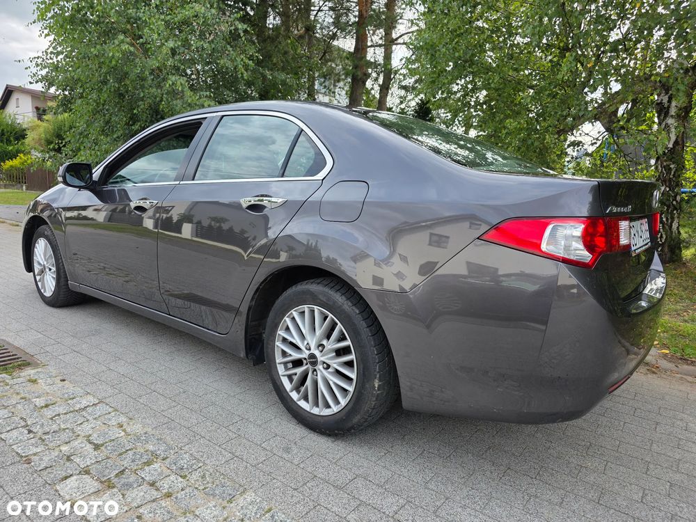 Honda Accord 2.0 Elegance - 10