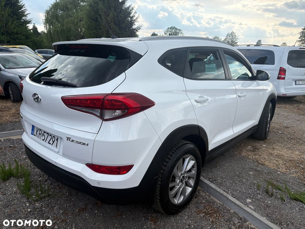 Hyundai Tucson 1.6 GDI BlueDrive Comfort 2WD - 14
