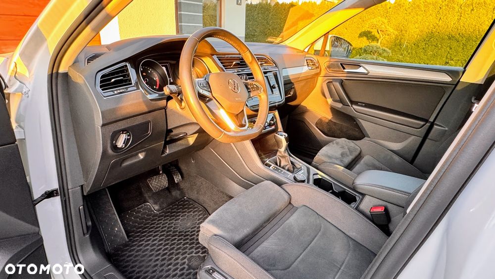 Volkswagen Tiguan 2.0 TDI SCR 4Mot Life DSG - 12