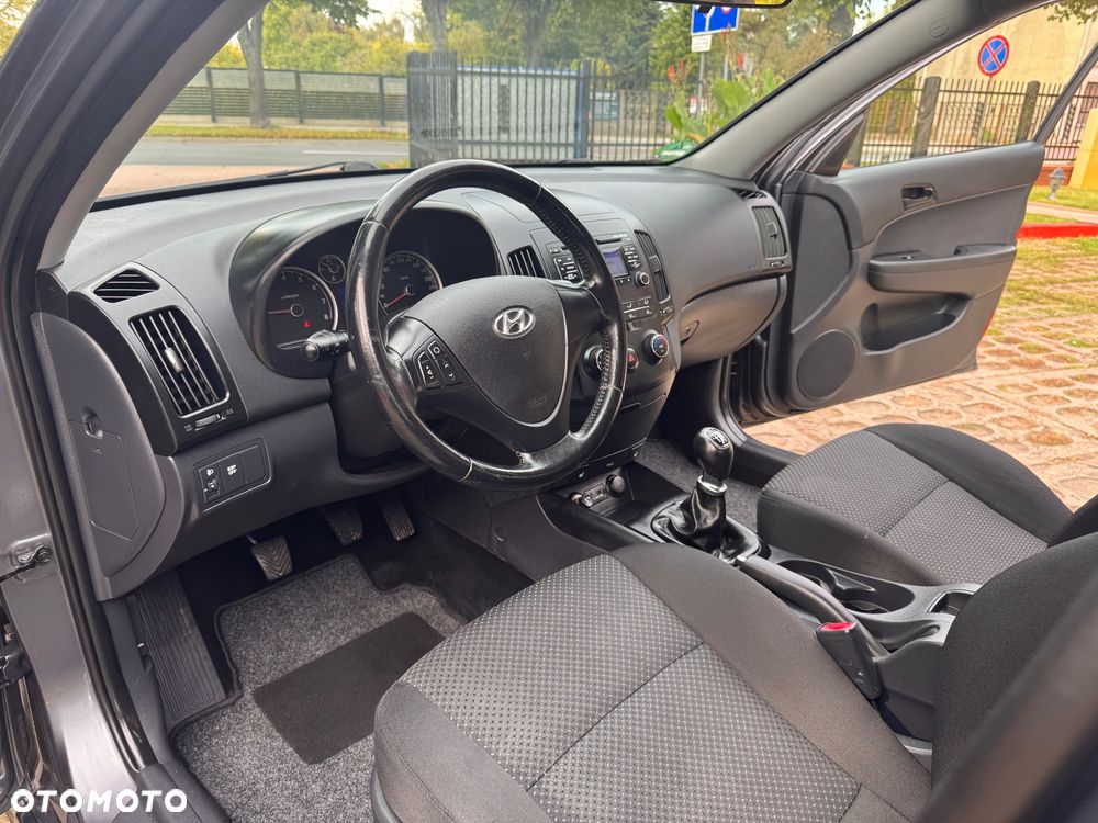 Hyundai i30 1.4 Blue Comfort - 11