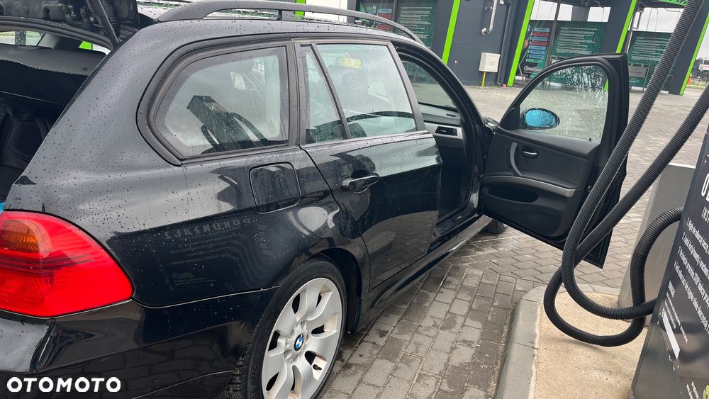 BMW Seria 3 320d - 6