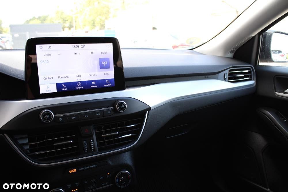 Ford Focus - 28