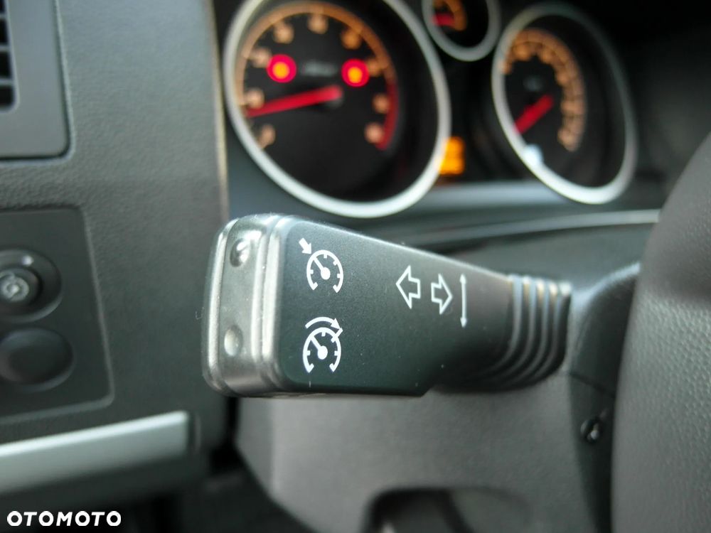 Opel Zafira 1.8 Innovation - 34