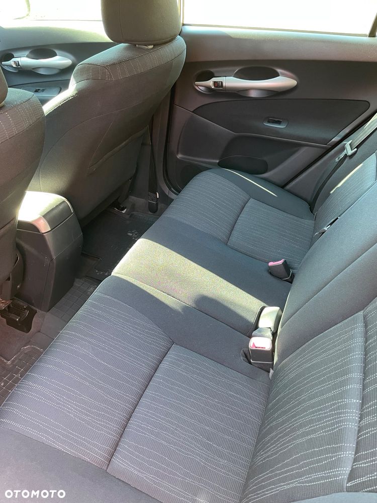 Toyota Auris 2.0 D-4D Premium - 9