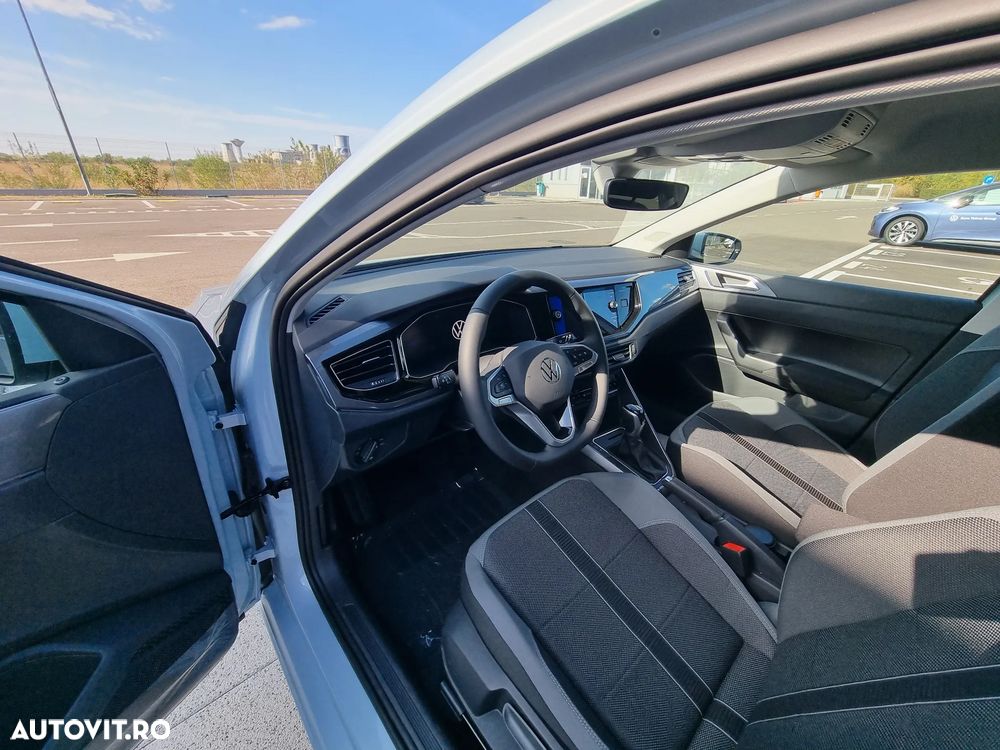 Volkswagen Polo - 13