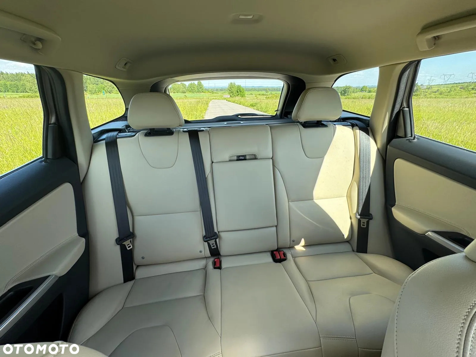 Volvo XC 60 D3 Drive-E Momentum - 10